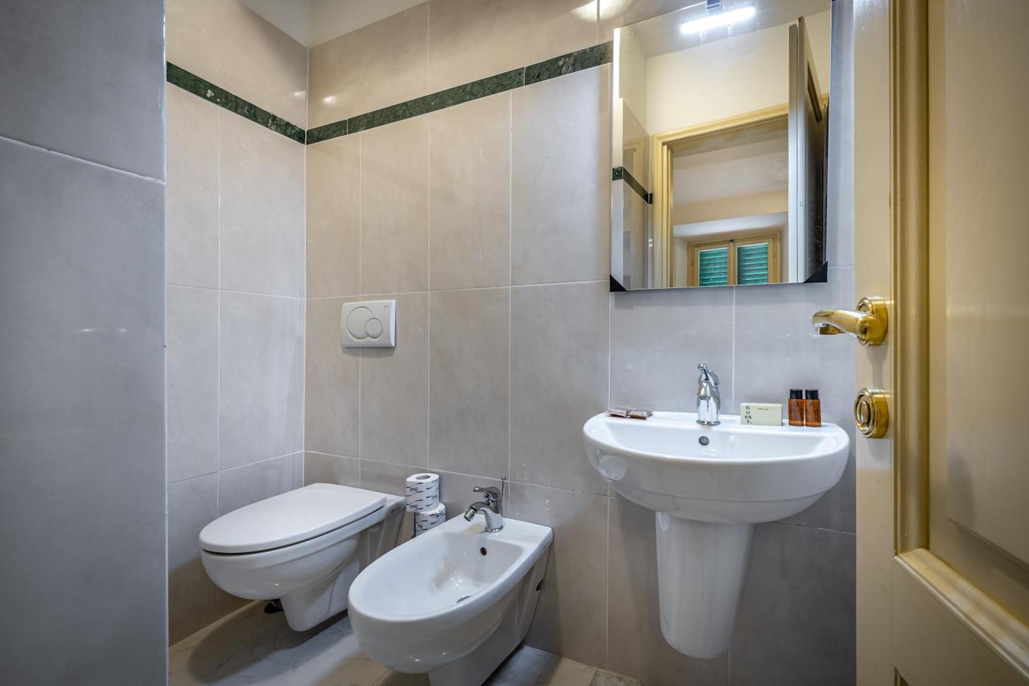 Yid Agnolo Three Bedroom Apartment In Флоренция Екстериор снимка